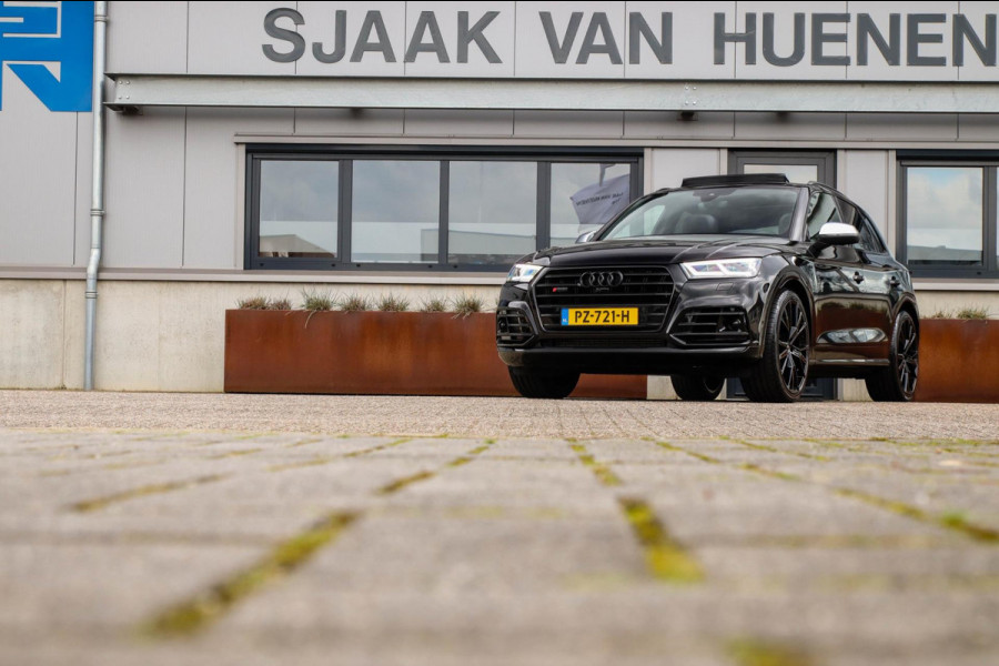 Audi Q5 3.0TFSI SQ5 Quattro S-Line 354pk Automaat! 1e Eig|NL|DLR|Luchtvering|Kuipstoelen|Panoramadak|Virtual Cockpit|Black|Carbon