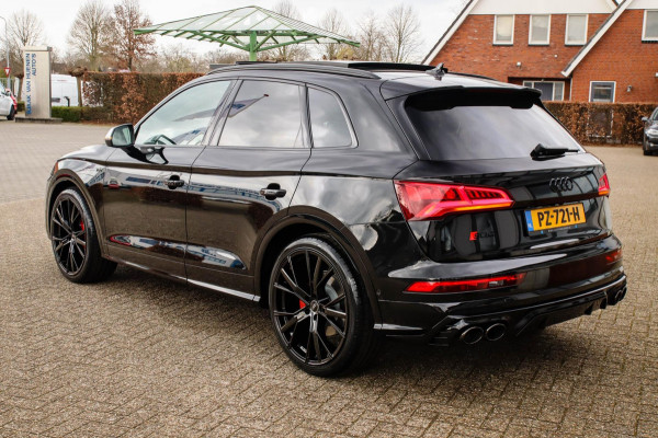 Audi Q5 3.0TFSI SQ5 Quattro S-Line 354pk Automaat! 1e Eig|NL|DLR|Luchtvering|Kuipstoelen|Panoramadak|Virtual Cockpit|Black|Carbon