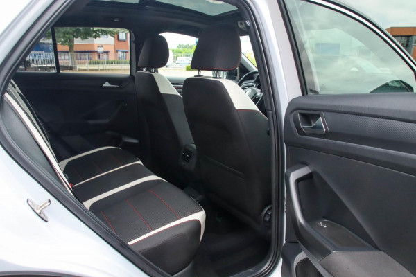 Volkswagen T-Roc 2.0TSI 4Motion Sport 190pk DSG 1e|DLR|Panoramadak|Virtual Cockpit|LED Plus|Sportstoelen|NAVI|CarPlay|Beats|19inch