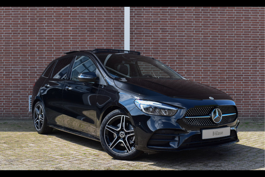 Mercedes-Benz B-Klasse 180 AMG Line | Achteruitrijcamera | Stoelverwarming | Night-Pakket | Keyless-Go | Panaroma-schuifdak |