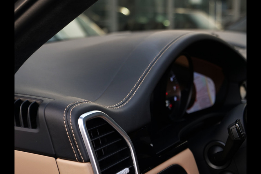 Porsche Cayenne 4.0 Turbo | achteras besturing | 16-weg | panorama | sport-chrono | elektr. trekhaak | Bose | stoelventilatie..