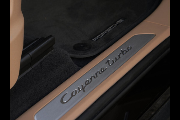 Porsche Cayenne 4.0 Turbo | achteras besturing | 16-weg | panorama | sport-chrono | elektr. trekhaak | Bose | stoelventilatie..