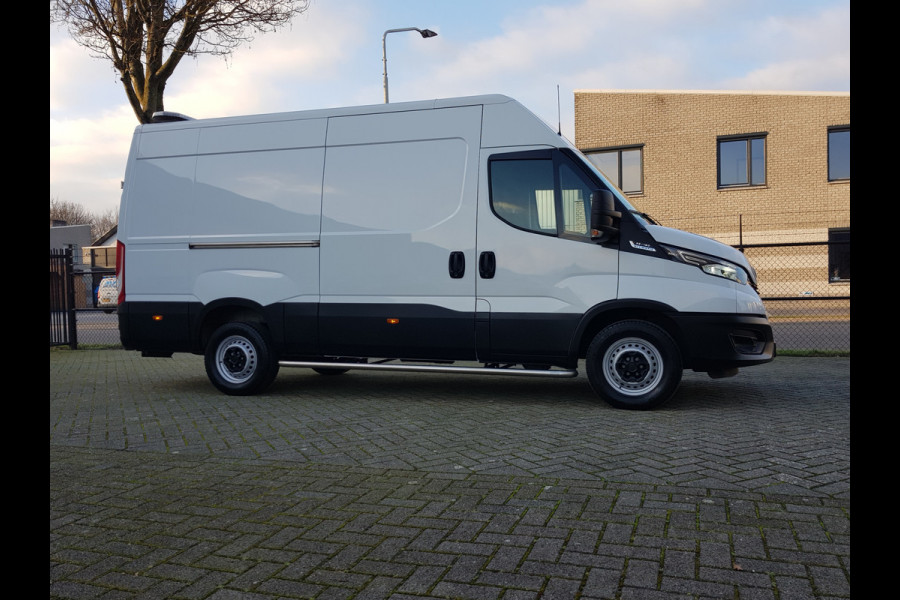 Iveco Daily 2.3 dci 157 pk automaat gesloten-bestel l2/h2 3500 kg trekvermogen !!!!