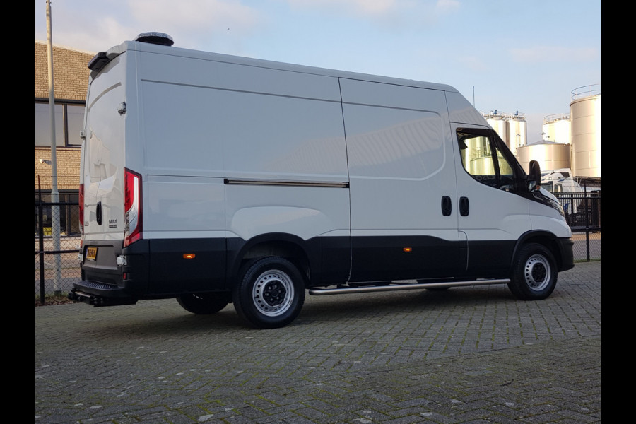 Iveco Daily 2.3 dci 157 pk automaat gesloten-bestel l2/h2 3500 kg trekvermogen !!!!