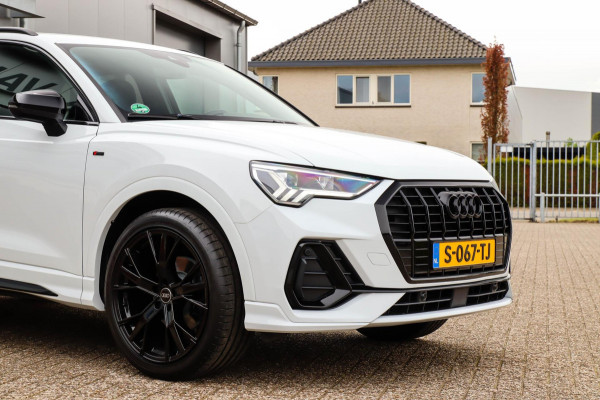 Audi Q3 35 TFSI 1.5 TFSI S Line Pro Line S 150pk S-Tronic! 1e|DLR|Virtual Cockpit|LED Matrix|Leder elektrisch|Keyless|Black|20inch