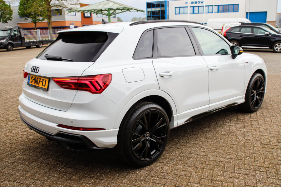 Audi Q3 35 TFSI 1.5 TFSI S Line Pro Line S 150pk S-Tronic! 1e|DLR|Virtual Cockpit|LED Matrix|Leder elektrisch|Keyless|Black|20inch