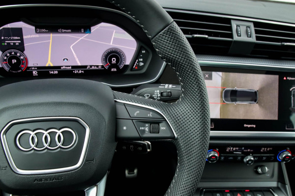 Audi Q3 35 TFSI 1.5 TFSI S Line Pro Line S 150pk S-Tronic 1e|Panoramadak|Virtual Cockpit|LED Matrix|Lederen sportstoelen|Black|360