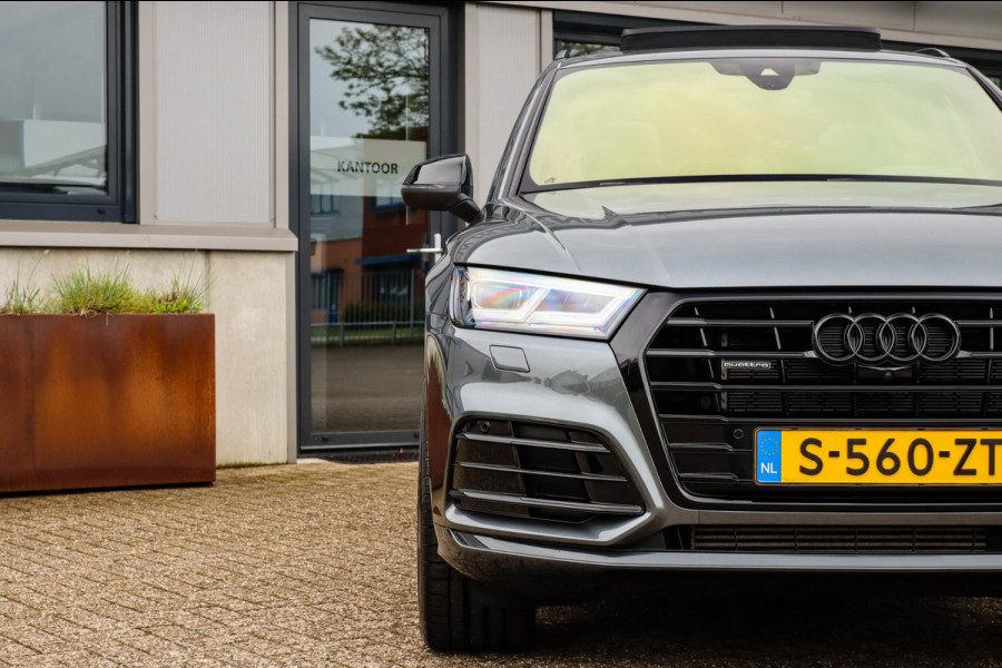 Audi Q5 55 TFSI e Quattro Competition Pro Line S S-Line 367pk Automaat Luchtvering|Panoramadak|Virtual Cockpit|S kuipstoelen|Black