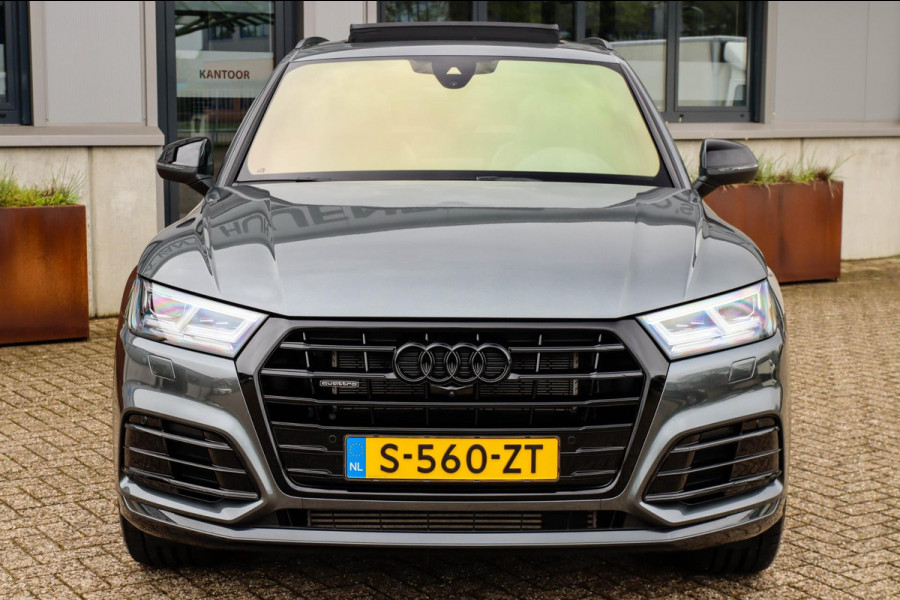 Audi Q5 55 TFSI e Quattro Competition Pro Line S S-Line 367pk Automaat Luchtvering|Panoramadak|Virtual Cockpit|S kuipstoelen|Black