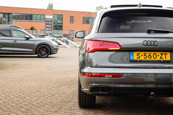 Audi Q5 55 TFSI e Quattro Competition Pro Line S S-Line 367pk Automaat Luchtvering|Panoramadak|Virtual Cockpit|S kuipstoelen|Black