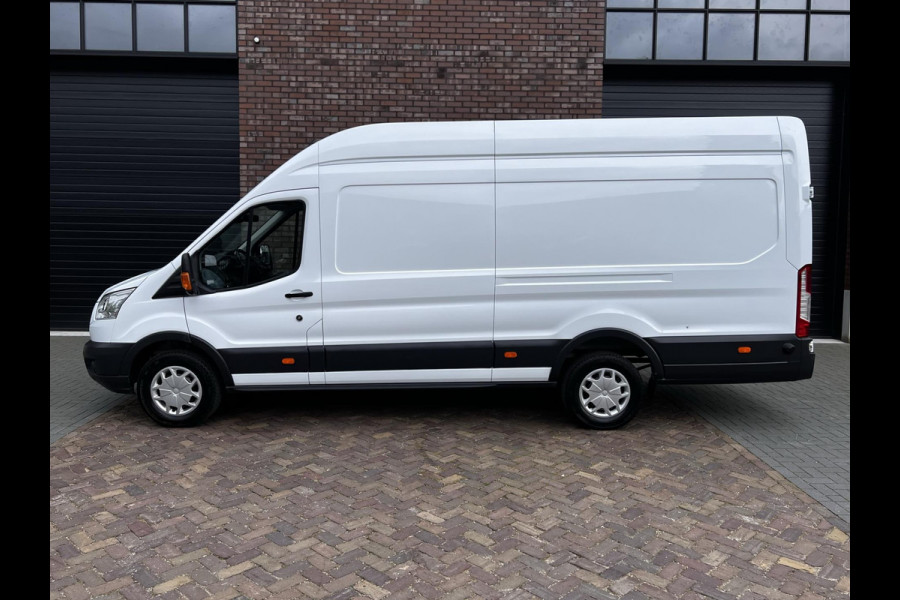 Ford Transit 350 2.0 TDCI L4H3 Trend / 170 PK / Achteruitrijcamera / Cruise control / PDC voor + achter / 3 Pers / Stoelverwarming