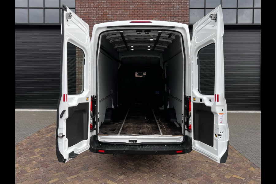 Ford Transit 350 2.0 TDCI L4H3 Trend / 170 PK / Achteruitrijcamera / Cruise control / PDC voor + achter / 3 Pers / Stoelverwarming