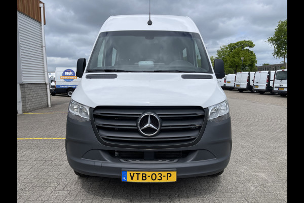 Mercedes-Benz Sprinter 317 1.9 CDI 170pk L3H2 RWD / luxe DC 5 persoons / rijklaar € 48.950 ex btw / trekhaak / climate control / achteruit rijcamera / 18 inch velgen met 4 seizoenen banden !