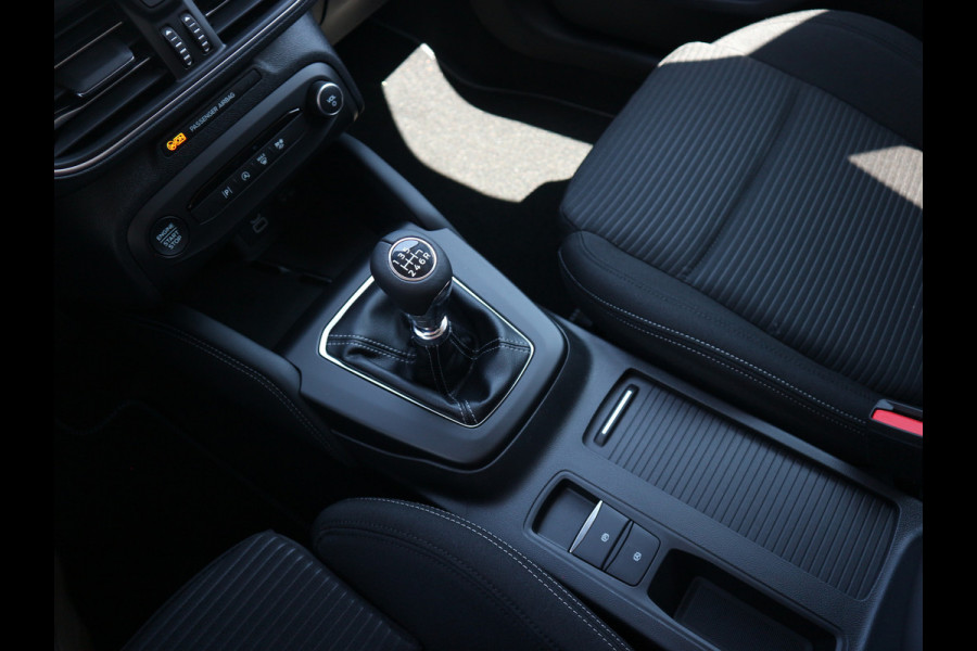 Ford Focus Wagon 1.0 125pk Hybrid Titanium X * 4.250,- korting * Direct rijden! * Parking-, Winter Pack * Meerdere kleuren *