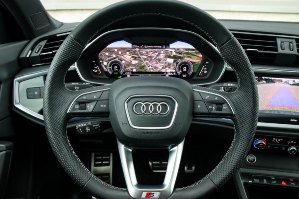 Audi Q3 Sportback 45 TFSI e S Line Edition 245pk S-Tronic 1e Eig|DLR|Panoramadak|Virtual Cockpit|LED Matrix|Leder|ACC|Camera|Black