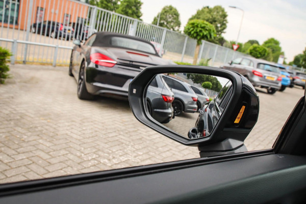 Audi Q3 Sportback 45 TFSI e S Line Edition 245pk S-Tronic 1e Eig|DLR|Panoramadak|Virtual Cockpit|LED Matrix|Leder|ACC|Camera|Black