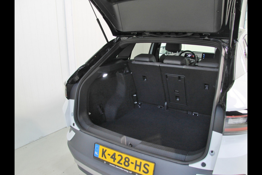 Volkswagen ID.4 First 77kWh 204PK 8% Bijtelling | Org. NL | Trekhaak wegklapbaar