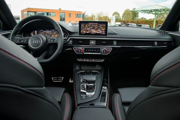 Audi A4 Avant 40 2.0TFSI S line Black Edition Facelift 190pk S-Tronic 2e|DLR|Panoramadak|Virtual Cockpit|Leder|LED Matrix|Black|19