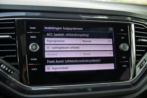 Volkswagen T-Roc 1.5 TSI Sport Business R 150pk DSG! 1e|NL|DLR|Panoramadak|Virtual Cockpit|LED Plus|NAVI|ACC|Lane|Camera|Trekhaak