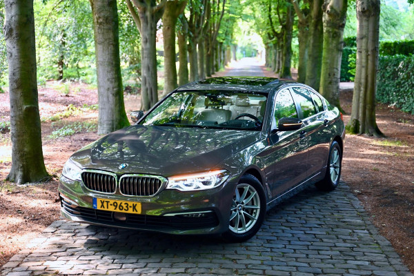 BMW 5 Serie 530e High Executive - ACC - 360 Camera - Schuifdak - Stoelventilatie - Comfortstoelen - Stuurverwarming -