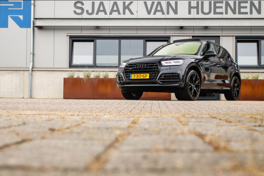 Audi Q5 55 TFSI e Quattro Competition Pro Line S S-Line 367pk Automaat! 1e Eig|DLR|Panoramadak|Virtual Cockpit|Camera|Black|22inch