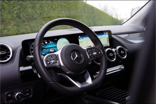 Mercedes-Benz B-Klasse B 250 4M AMG line Night | Widescreen Carplay Camera AR-navi