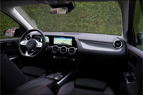 Mercedes-Benz B-Klasse B 250 4M AMG line Night | Widescreen Carplay Camera AR-navi