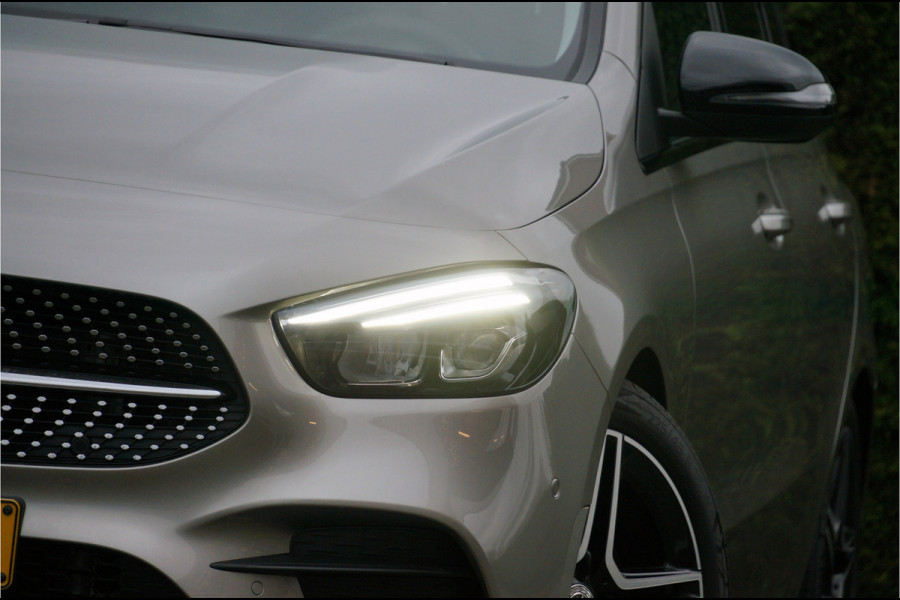 Mercedes-Benz B-Klasse B 250 4M AMG line Night | Widescreen Carplay Camera AR-navi