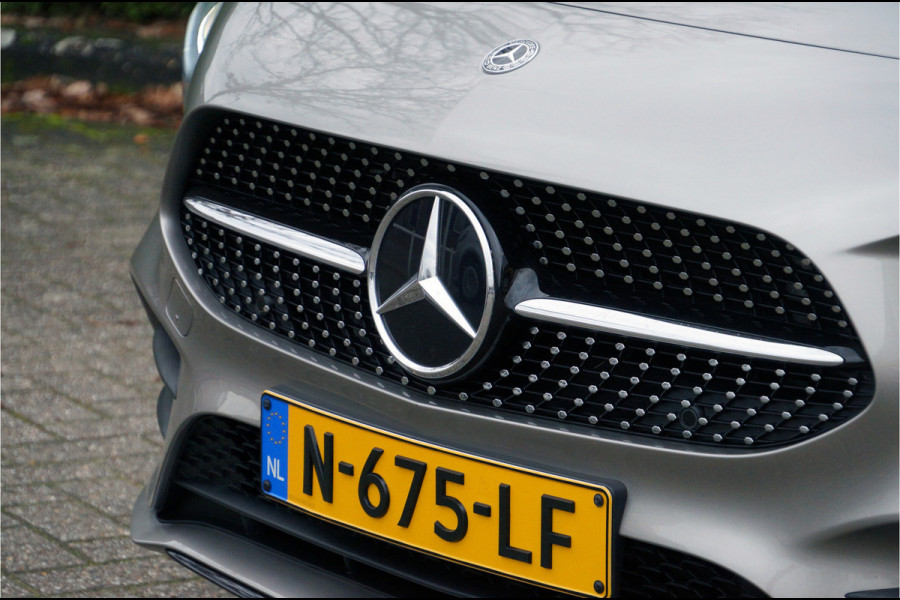 Mercedes-Benz B-Klasse B 250 4M AMG line Night | Widescreen Carplay Camera AR-navi