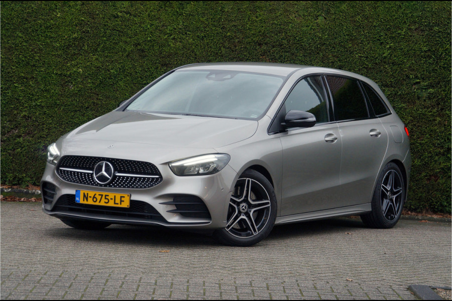 Mercedes-Benz B-Klasse B 250 4M AMG line Night | Widescreen Carplay Camera AR-navi