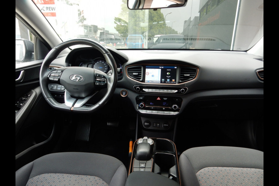 Hyundai IONIQ COMFORT EV | ADAPT. CRUISE | CLIMA | NAVIGATIE | CAMERA | 1e EIG | ALL-IN!!