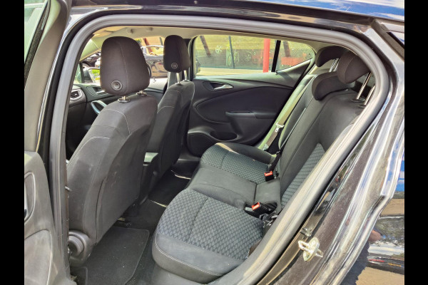 Opel Astra 1.0 Edition