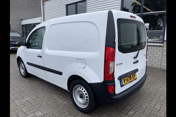 Mercedes-Benz Citan 108 CDI BlueEFFICIENCY / rijklaar € 8.950 ex btw / lease vanaf € 218 / airco / armsteun / schuifdeur / achterdeuren met ramen / euro 6 diesel !