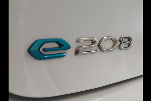 Peugeot e-208 EV Allure Pack 50 kWh | €2000 SUBSIDIE / GARANTIE / P.SENSOR+CAMERA / CARPLAY / LANE-ASSIST / 3D DIGITAL COCKPIT !