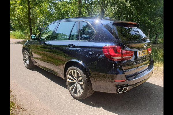 BMW X5 M50d / panoramadak / head up / VOL OPTIES