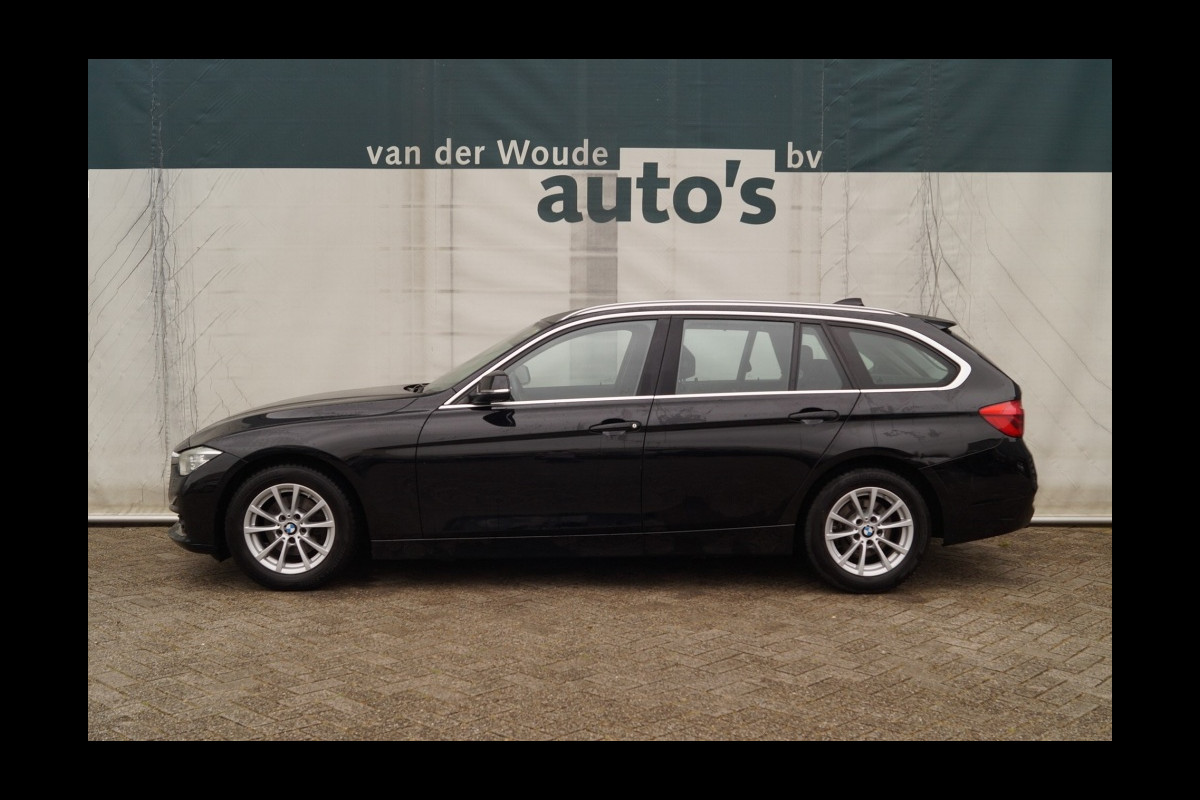 BMW 3 Serie Touring 318i Automaat Executive -LED-ECC-PDC-NAVI-