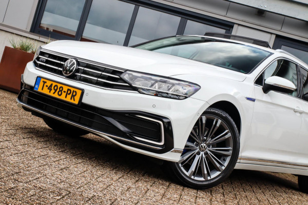 Volkswagen Passat Variant 1.4 TSI PHEV GTE Business 218pk DSG 1e|DLR|Panoramadak|Virtual Cockpit|LED|Lederen sportstoelen|NAVI|ACC