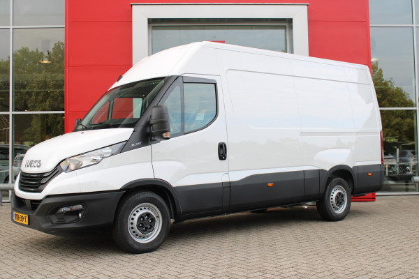 Iveco Daily 35S14V 2.3 138PK 352L H3 | ACHTERUITRIJ CAMERA | CRUISE CONTROL | AIRCO | TREKHAAK | NAVIGATIE | APPLE CARPLAY/ANDROID AUTO | COMFORT STOEL | DAB+ RADIO |