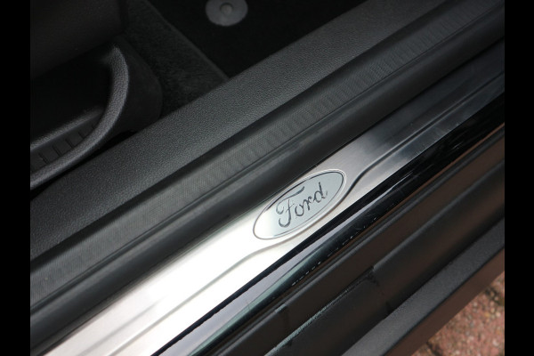 Ford C-MAX 1.0 125pk Titanium * Navi * Trekhaak * Camera *