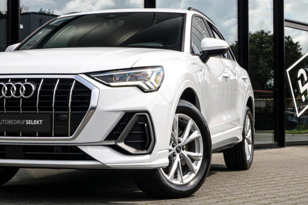 Audi Q3 45 TFSI e S-line HYBRIDE - LED - Virtual - ACC