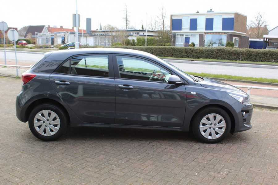 Kia Rio 1.0-100pk T-GDi AUTOMAAT ComfortLine Airco, Parkeersensoren achter, Bluetooth, stoel-en stuurwielverwarming, DAB+ radio