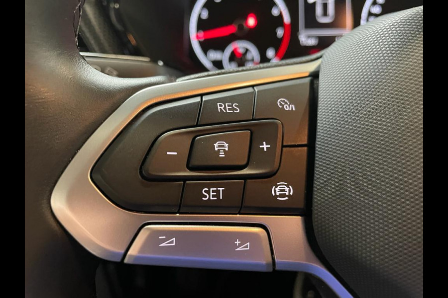 Volkswagen T-Cross 1.0 TSI Life ACC CAMERA CARPLAY IQ-DRIVE APP-CONNECT