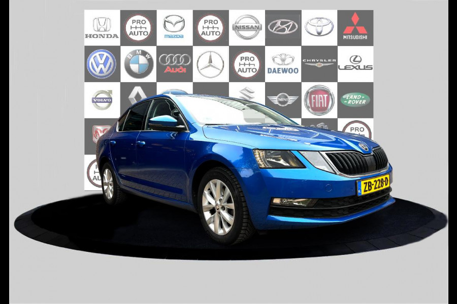 Škoda Octavia 1.0 TSI Greentech Ambition Business Carplay_Cruise_Navi_ACC