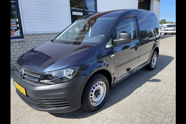 Volkswagen Caddy 2.0 TDI L1H1 BMT Trendline / rijklaar € 13.950 ex btw / lease vanaf € 236 / airco / cruise / donker blauw metallic / electrische laadruimte ventilatie !