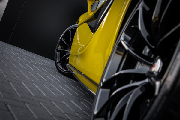 McLaren 570S Spider Launch Edition l Ceramic l Spoiler set l Lift System