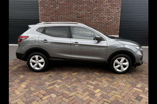 Nissan QASHQAI 1.2 / Automaat / Panoramadak / Navigatie + Camera / Stoelverwarming / Climate Control