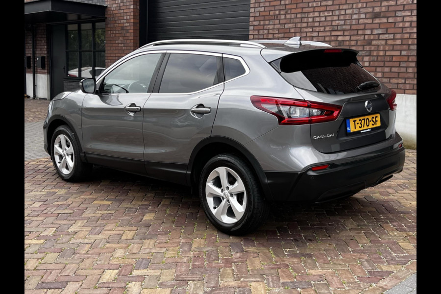 Nissan QASHQAI 1.2 / Automaat / Panoramadak / Navigatie + Camera / Stoelverwarming / Climate Control