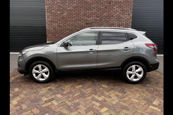 Nissan QASHQAI 1.2 / Automaat / Panoramadak / Navigatie + Camera / Stoelverwarming / Climate Control