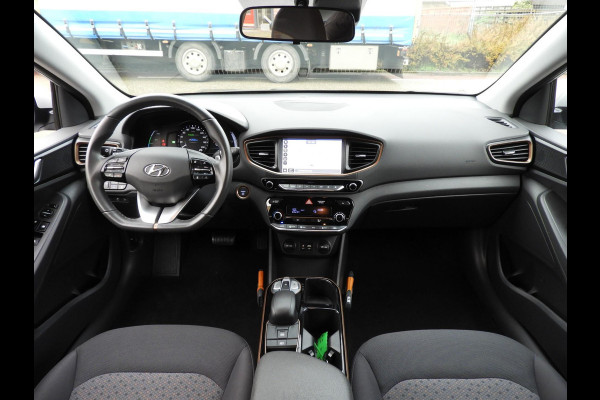 Hyundai IONIQ Comfort EV NAVI/CAMERA/CLIMA/LMV!