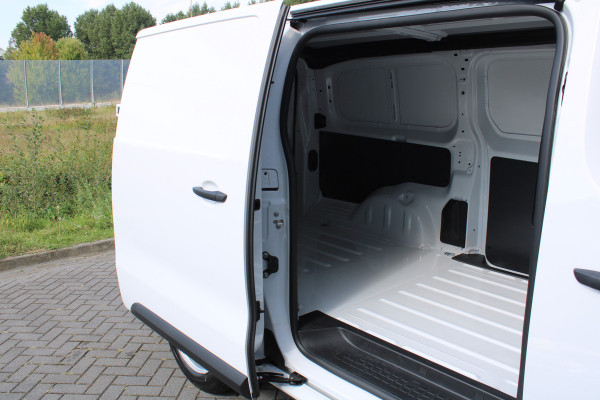 Opel Vivaro L3H1 2.0 BlueHDi 145 S&S L3 | Voorraad leverbaar | Airco | Camera | Apple carplay / Android auto |